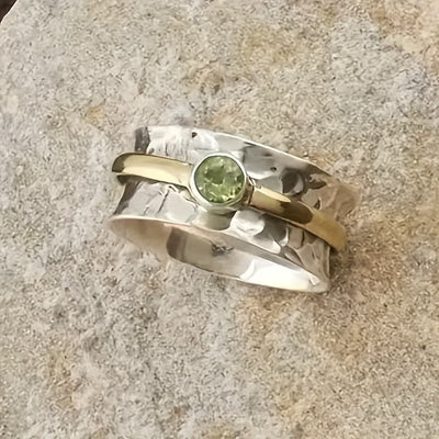 Claire™ | Élégante bague en zirconium vert