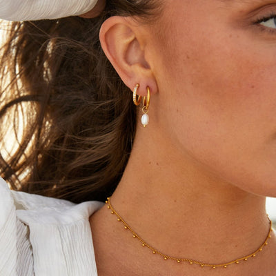 Manon™ | Boucles Dorées Vintage