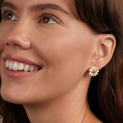 Fleur™ | Boucles d'oreilles chic en zircone